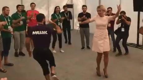 From Kalinka to Lezginka: FM spokesperson Zakharova saddles the beat of iconic Caucasus dance