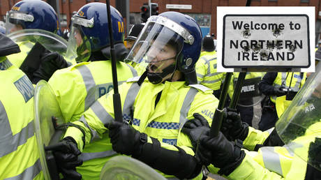 &lsquo;Bloody hell&rsquo;: English police could patrol Northern Ireland border after no-deal Brexit