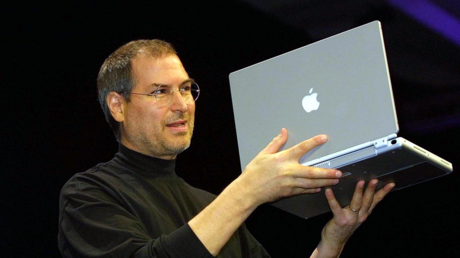 FILE PHOTO: Steve Jobs, former CEO of Apple © AFP / John G. Mabanglo