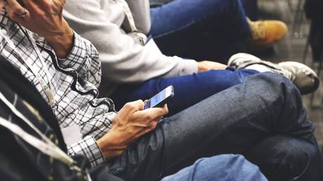 FILE PHOTO © Startup Photo Stock / Pixbay