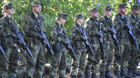 German Army struggles to equip soldiers with&hellip; BOOTS, tells them to wait till 2022