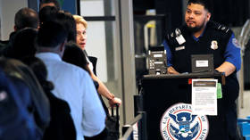 Court rules airline passengers can sue TSA agents for abusive searches