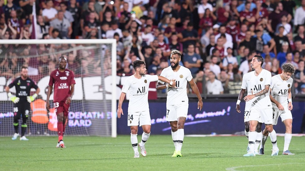‘Not the same as racism’: French football boss says matches shouldn’t be halted over anti-gay chants ‘Not the same as racism’: French football boss says matches shouldn’t be halted over anti-gay chants
