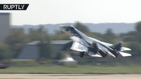 A Sukhoi Su-57 takes off at MAKS 2019 © Ruptly