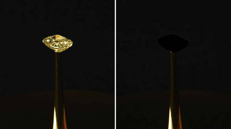 A 16.78-carat natural yellow diamond coated with the blackest material on record © R. Capanna, A. Berlato, and A. Pinato / MIT