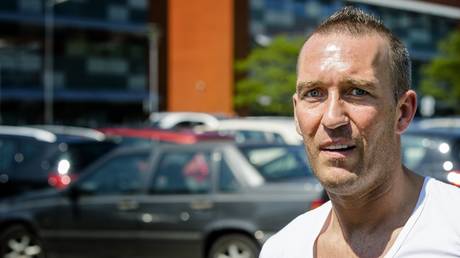 Former Rangers & Zenit star Fernando Ricksen dies aged 43 after battle with motor neurone disease