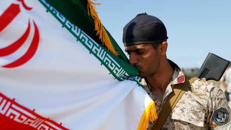 A marine from Iran takes part in the International Army Games 2019 at the at Khmelevka firing ground on the Baltic Sea coast in Kaliningrad Region, Russia August 5, 2019. © REUTERS/Vitaly Nevar