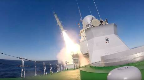 Tornado warning: Upgraded Smerch missile ship tests new armaments in spectacular VIDEO