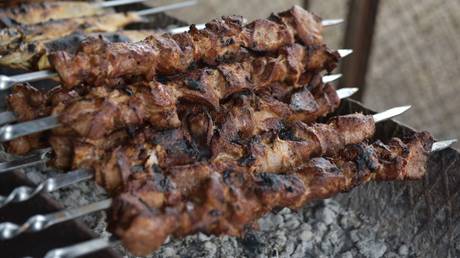 Party&rsquo;s over! New fire safety rules ban Russians from smoking & barbecuing&hellip; on their balconies