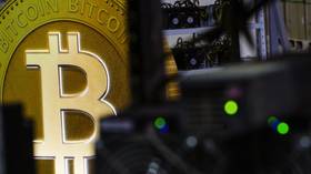 Hard to confiscate & easy to use: Bitcoin is better than fiat money - Keiser Report