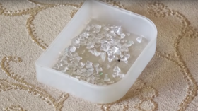 Woman who cries CRYSTALS instead of tears baffles doctors (VIDEO)