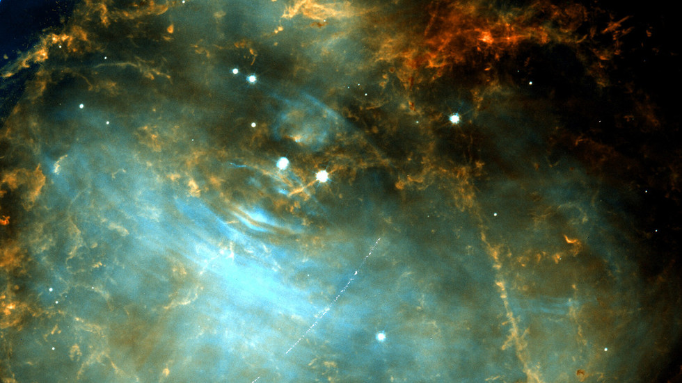 Hubble captures asteroid photobombing the Crab Nebula in incredibly-timed PHOTO - RT thumbnail