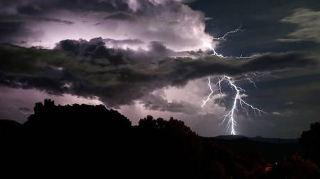 Runner dies after being struck by lightning near finish line of 50km endurance race