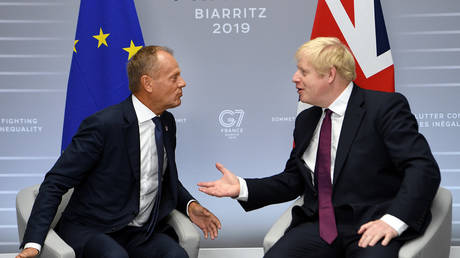 Britain's Prime Minister Boris Johnson meets European Union Council President Donald Tusk © Reuters / Pool