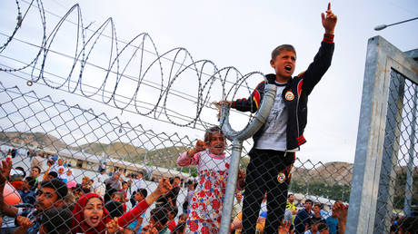 FILE PHOTO: Syrian refugees at a camp in Turkey, 2016 © Reuters / Umit Bektas