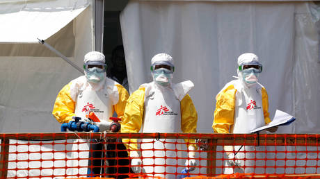 File photo: MSF health workers at an Ebola treatment center in DRC © REUTERS/Baz Ratner