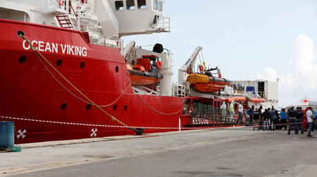 Migrant rescue ship Ocean Viking arrives in Sicily after nearly 2 weeks blocked at sea