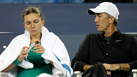 ‘A disgrace on the court’: Coach slams Simona Halep in incredible scenes at WTA Finals (VIDEO)