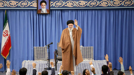5dbea6ae85f5401165739b8c Macron is either naive or a US accomplice: Iran’s Supreme Leader Khamenei blasts French president’s failed mediation efforts