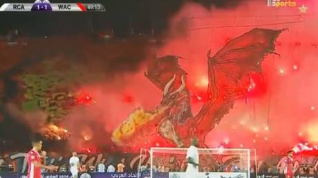 Tifo to end all tifos: Moroccan fans produce insane dragon display for Casablanca derby (VIDEO)