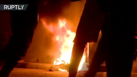 Protesters storm Iranian consulate & raise Iraqi flag, burn tires & hurl Molotov cocktails in Karbala