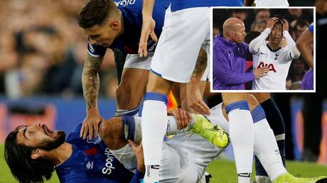 5dbff0d920302749507fed02 Ronaldo sends touching message of support to Portugal teammate Gomes after horror ankle injury