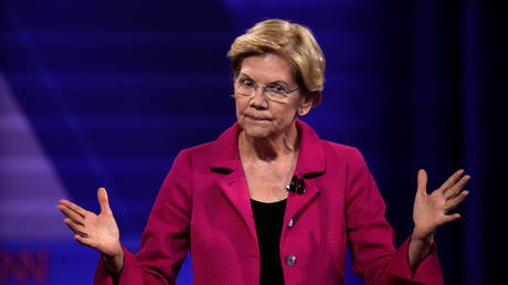 5dc227d42030272521708df0 ‘Ban things I don’t like’: Elizabeth Warren slams Twitter’s new ban on political ads after urging Facebook to censor opponents