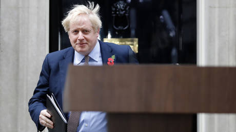 Britain's Prime Minister Boris Johnson speaks outside number 10 Downing Street in central London on November 6, 2019.  © AFP / Tolga AKMEN