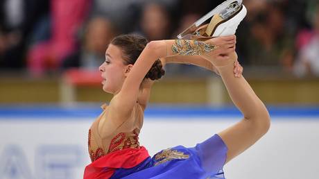 ISU Grand Prix: Russian ‘Firebird’ Anna Shcherbakova steals the show and takes gold in China (VIDEO)