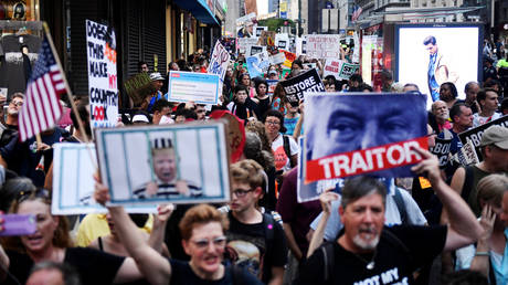 FILE PHOTO: An anti-Trump protest in New York © Reuters / Mark Kauzlarich