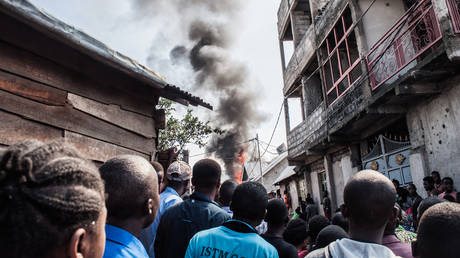 Small plane crashes into residential area near Goma airport, killing 18 (PHOTO, VIDEO)