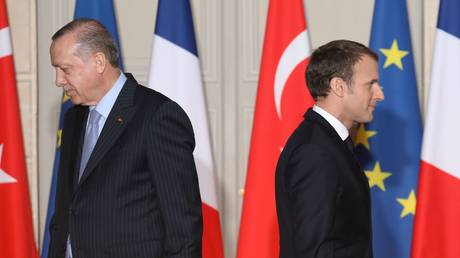 Turkish President Recep Tayyip Erdogan and French leader Emmanuel Macron. © Reuters / Ludovic Marin