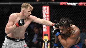 Gutsy Greg Hardy loses to Russia's Alexander Volkov via unanimous decision at UFC Moscow
