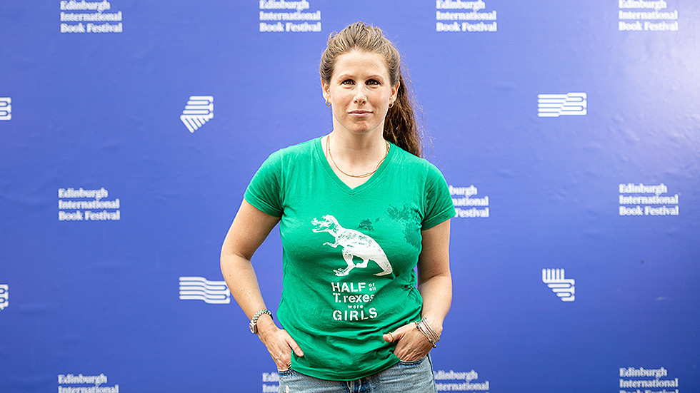 British feminist, activist and journalist Caroline Criado Perez attends a photocall during the Edinburgh International Book Festival 2019 on August 11, 2019 © Getty Images / Roberto Ricciuti 