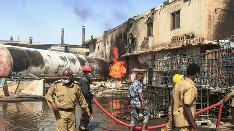 Sudan factory EXPLOSION leaves at least 15 people dead, dozens injured (VIDEOS)