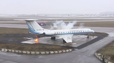 Plane on fire at Moscow airport! Luckily, it’s firefighters training to save lives (PHOTOS, VIDEO)