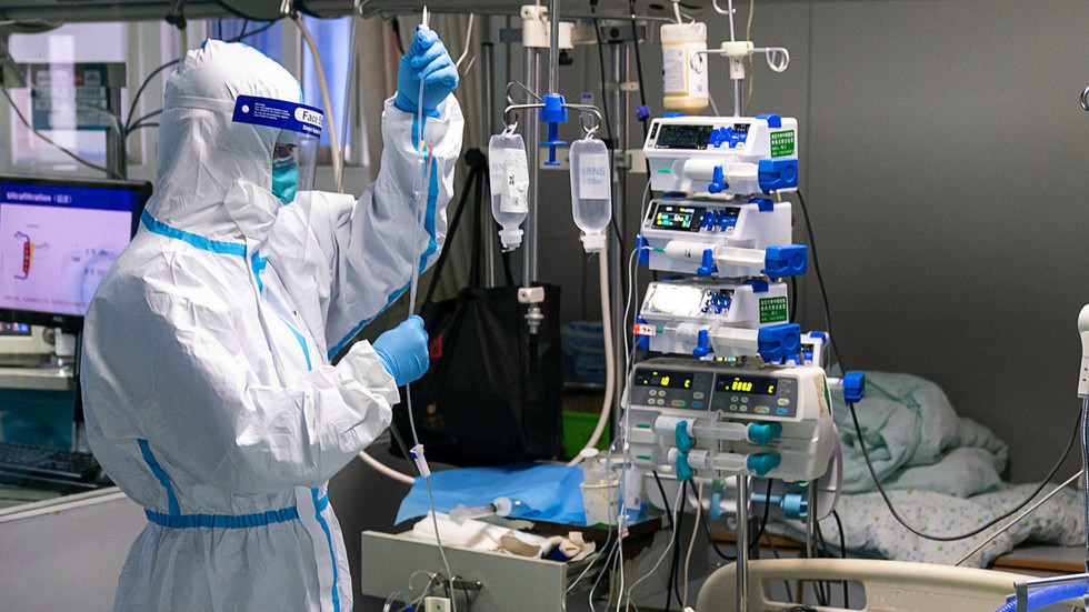 Chinese authorities confirm 1st coronavirus patient CURED, discharged from hospital in Shanghai
