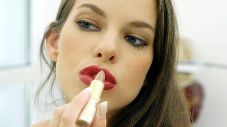 Pucker up: India&rsquo;s &lsquo;Iron man&rsquo; develops &lsquo;lipstick gun&rsquo; security gadget to DEAFEN would-be rapists (VIDEO)