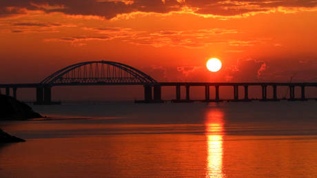 Regular railway freight transport across new Crimea Bridge will start from July