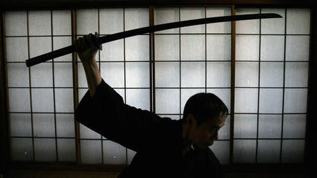 Kansas man in custody battle requests &lsquo;trial by COMBAT&rsquo; with Japanese swords forged for the occasion