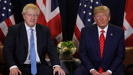 FILE PHOTO: US President Trump meets with British Prime Minister Johnson © Reuters / Jonathan Ernst