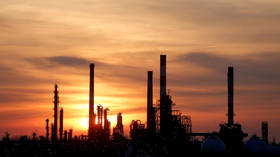 Oil prices surge 4 percent on news of Soleimani killing