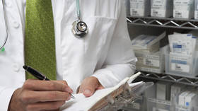 1,200 French doctors RESIGN from supervisory roles in protest over govt funding for public hospitals