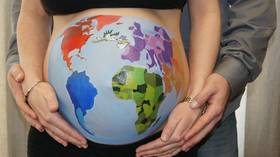 Anchors aweigh: White House announces crackdown on ‘birth tourism,’ to jeers, cheers, and confusion