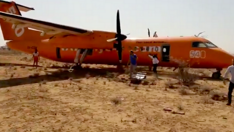 VIDEOS from inside Fly540 plane shows pilot nail emergency landing with just ONE ENGINE — RT ...