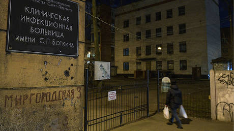 FILE PHOTO Botkinskaya Clinical Infectious Diseases Hospital in St. Petersburg. © Sputnik / Alexandr Galperin