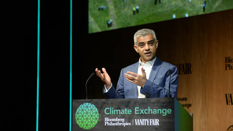 FILE PHOTO: Sadiq Khan, Mayor of London during The Climate Change Conference, December 12, 2018, London, England © Getty Images / SAV