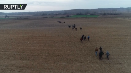 WATCH asylum-seekers march towards Europe after Turkey declares it will no longer hold them back