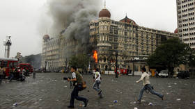 ‘As long as I’m president we will have ‘mother’ & ‘father’: Putin backs traditional family values once again