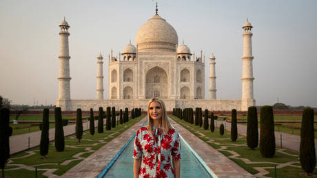 ‘I made many new friends!’ Ivanka Trump endorses Indian ‘Me & Ivanka’ photoshopping spree after Taj Mahal visit